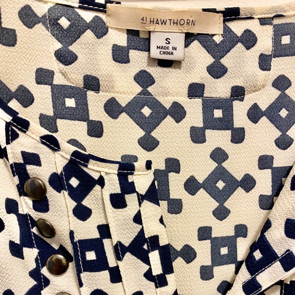 Geometric Blouse from Stitchfix - Picture 2 of 4